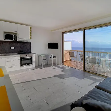 Immogroom - Panoramic View - quiet - A C - bright Apartamento *